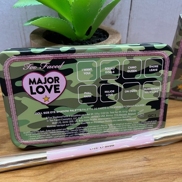3 Piece Too Faced Major Love Set - Picture 8 of 11